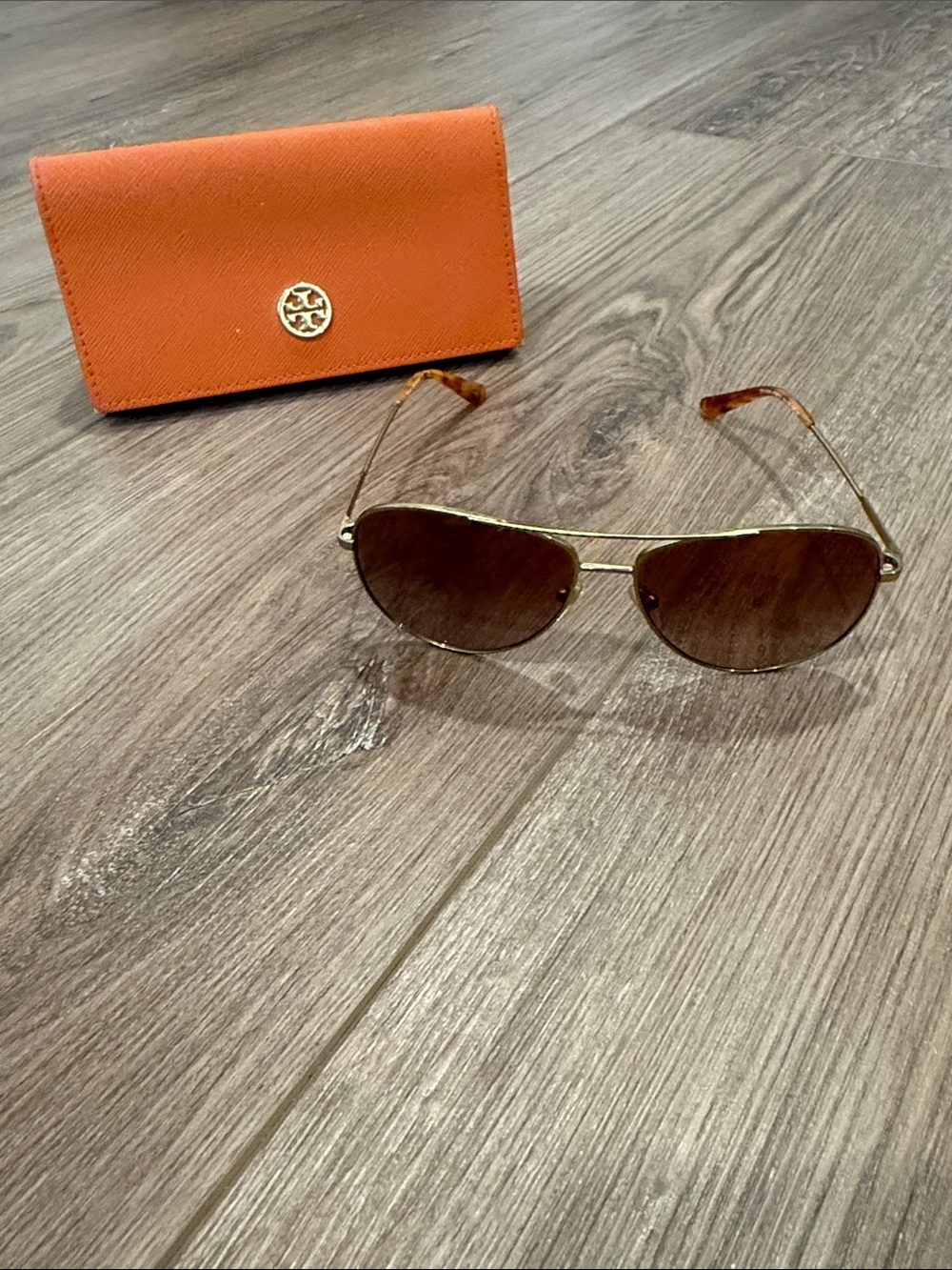 Tory Burch Gold Aviator Sunglasses with Original Case